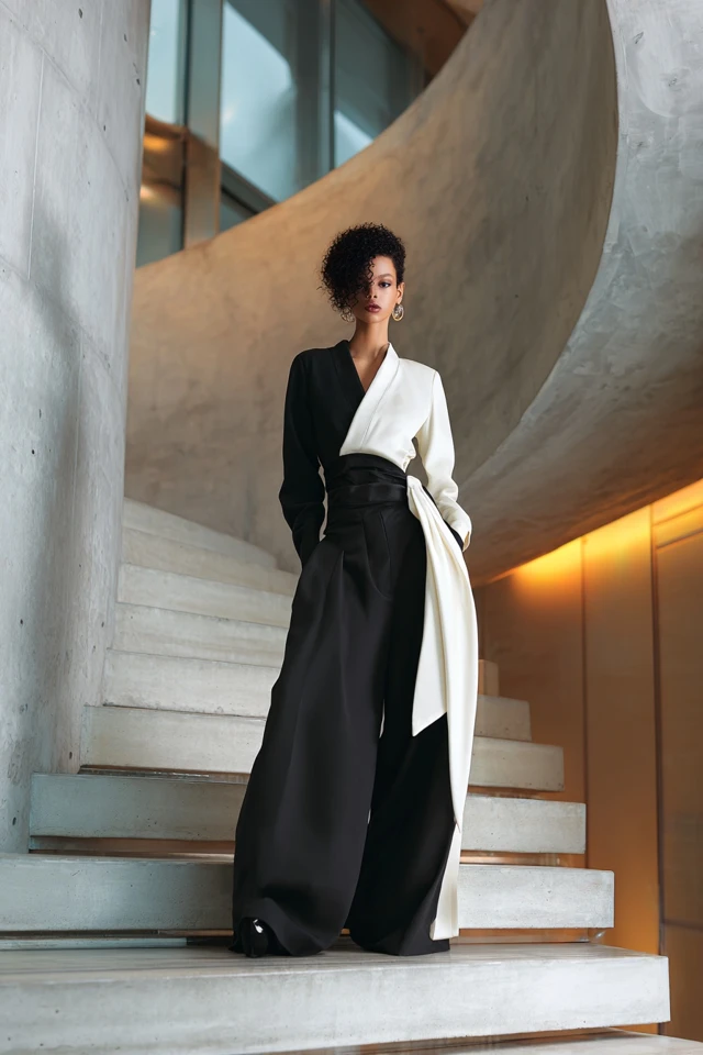 Elegant Wide-Leg Pants Mood