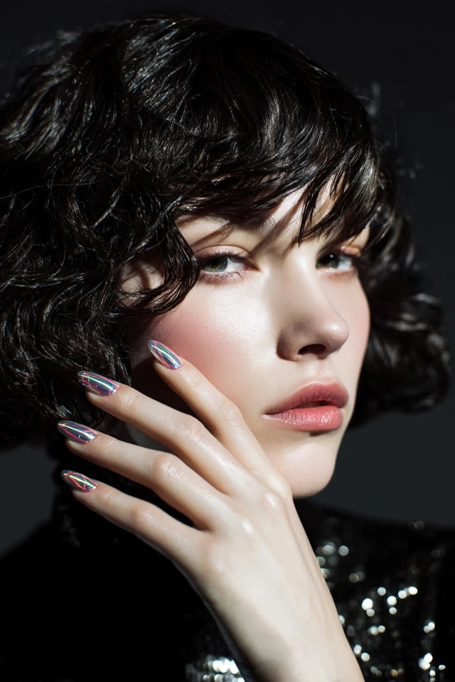 Striking Marble Concept Nails