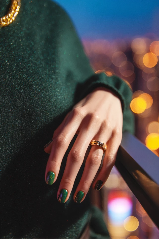 Green Pulse Manicure - photo 2
