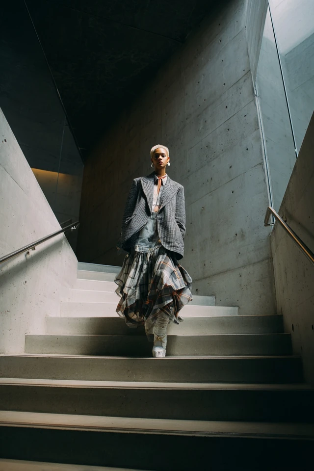 Essentials 90s Blazer Dressing Guide - photo 2