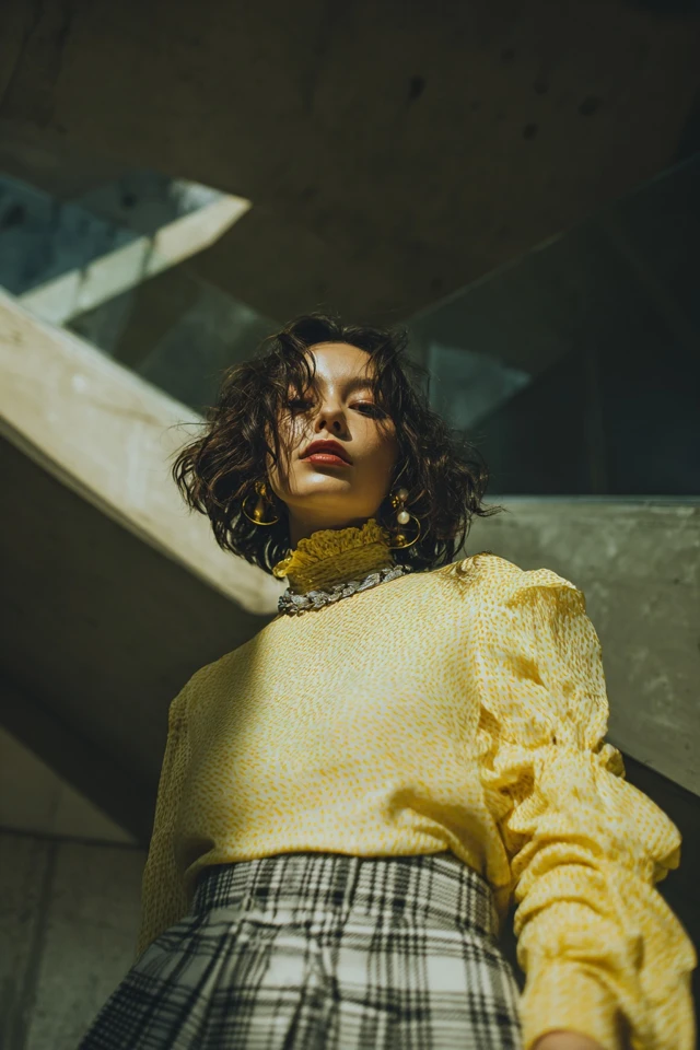 90s Crop Top Curated - photo 3