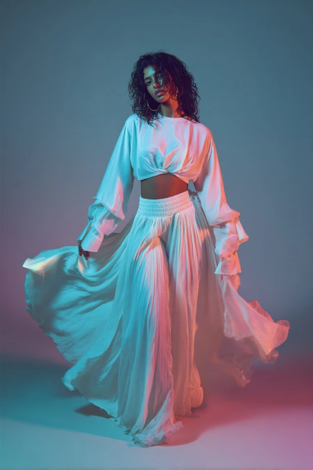 Vibes Romantic White Tee Accessory Trends - photo 3