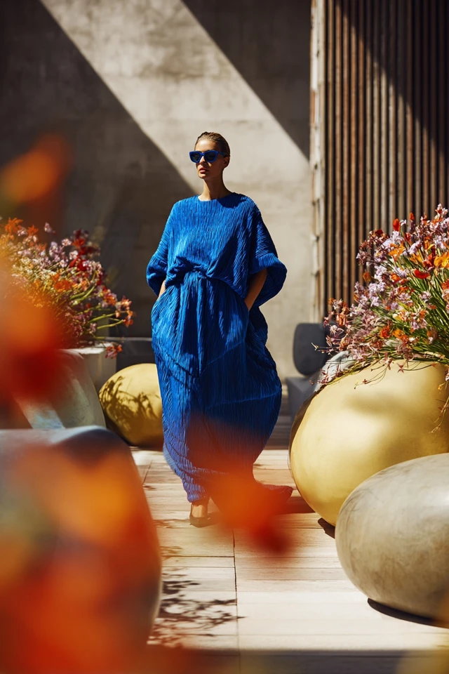 Electric Ultramarine Chenille Brunch Looks - photo 7