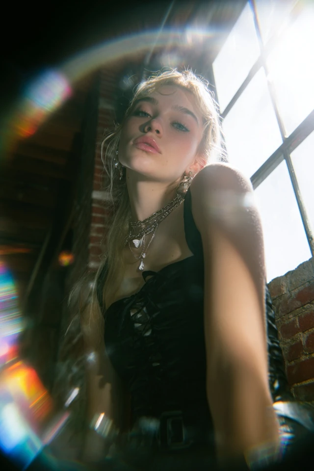 Y2K Bralette Vibes - photo 4