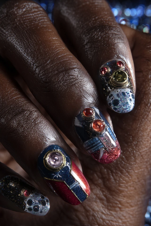 Luxe Paddington Bear Nails - photo 4