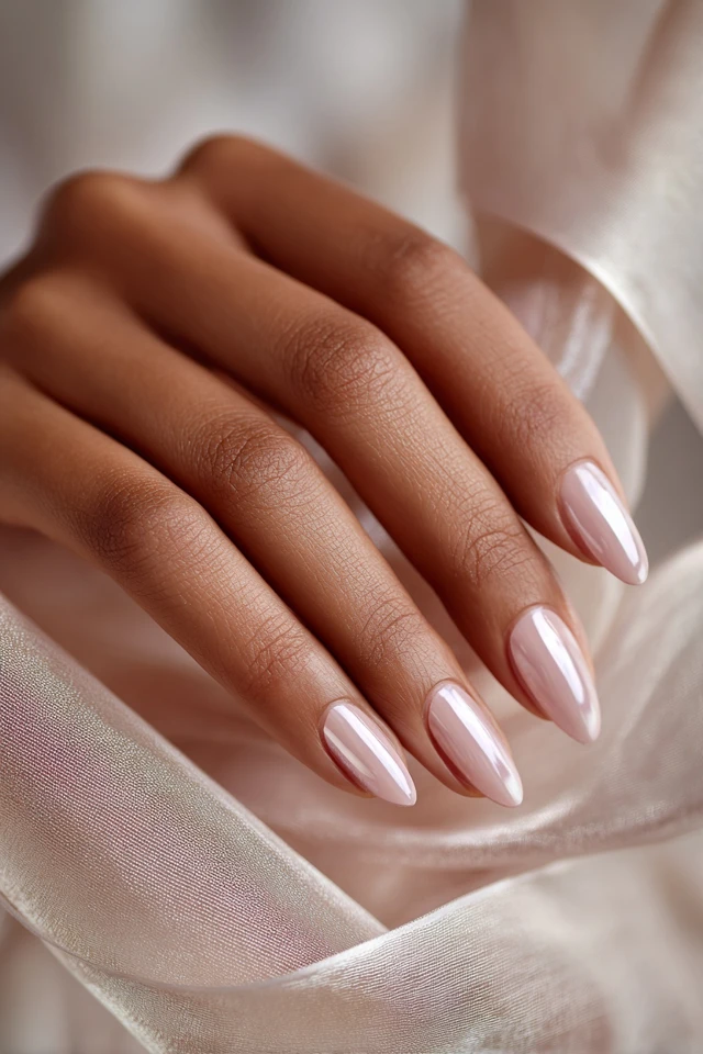 Chic Mirror Shine Nails