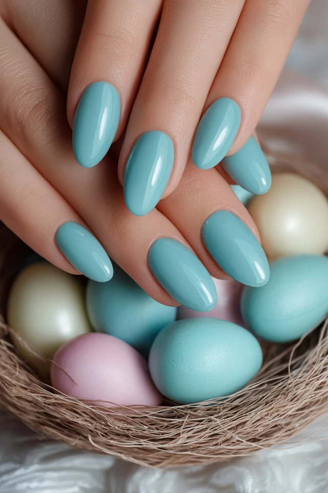 Bold Egg Shape Geometry Nails