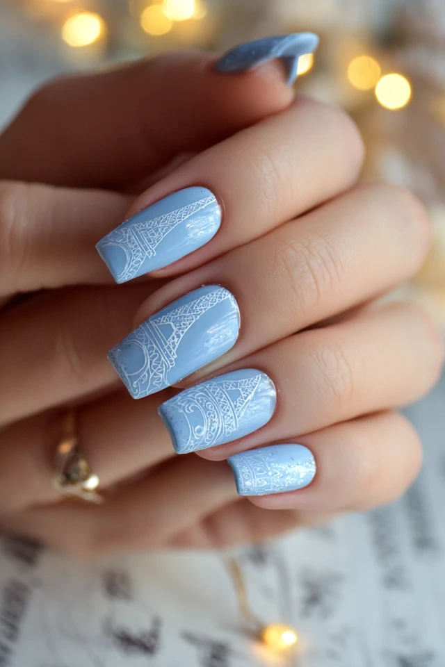 Opulent Eiffel Silhouette Nails - photo 2