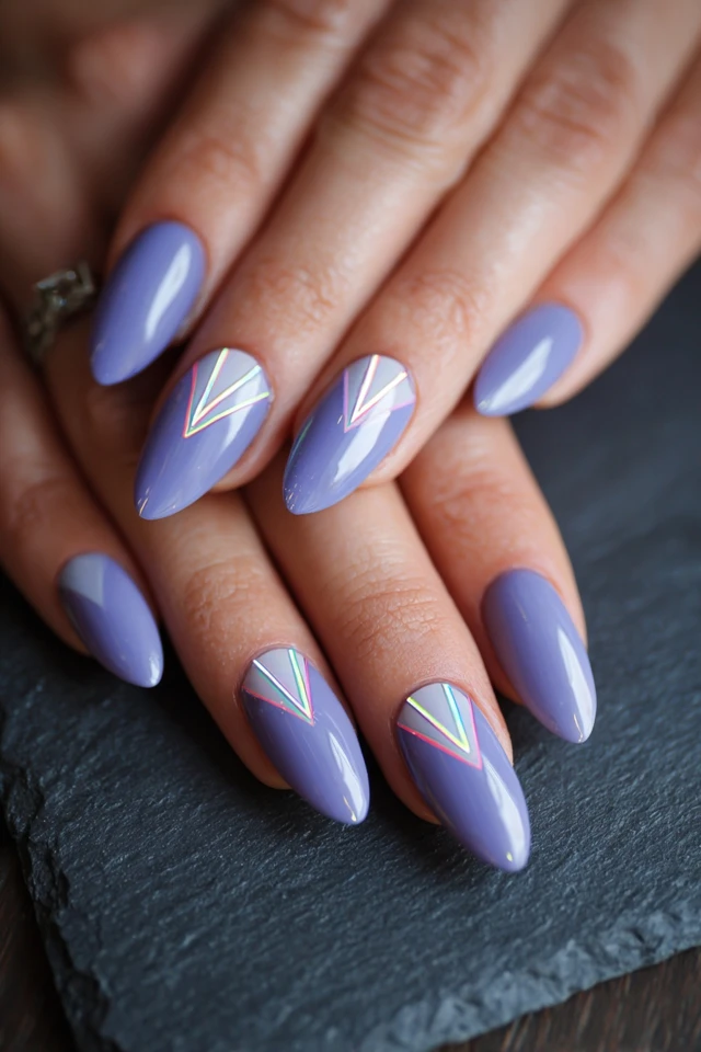 Sleek Arrowhead Artistry Nails - photo 2