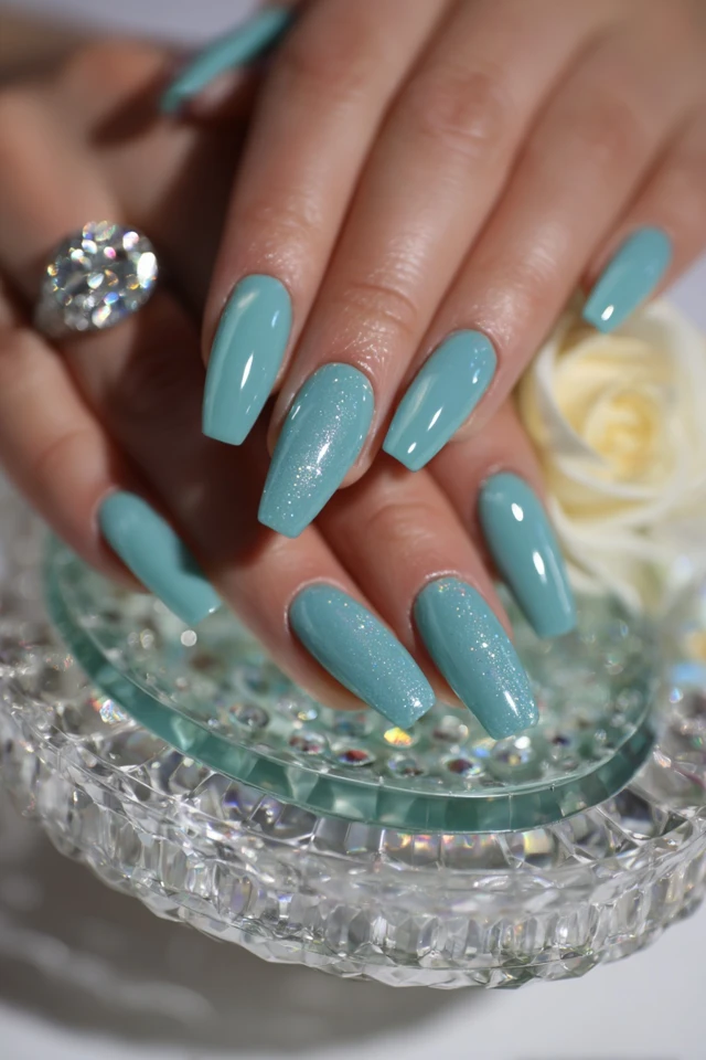 Luxe Diamond Nails