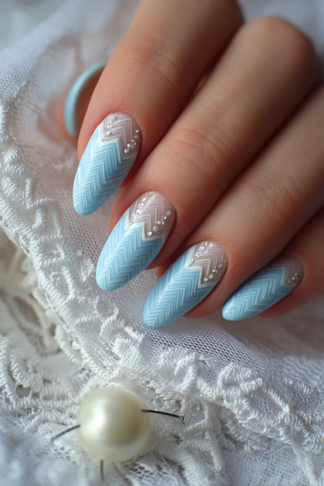 Opulent Chevron Design Nails - photo 3