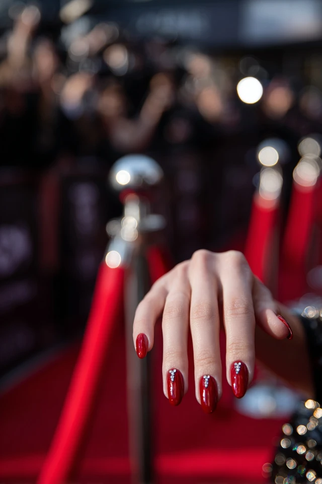 Red Carpet Nails Inspiration - photo 3